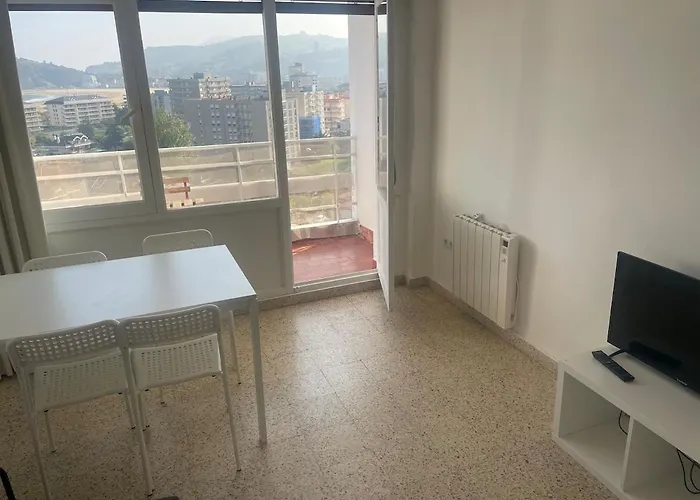 Playa, Con Terraza Y Vistas Al Mar *